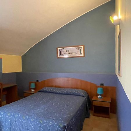 Hotel Arda Fiorenzuola Фйоренцуола-д'Арда Екстер'єр фото